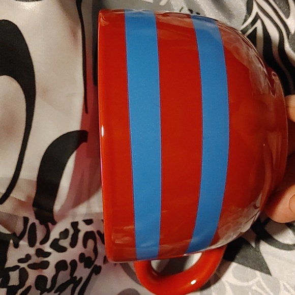 2/$20 Dr. Seuss Soup Cup - Picture 2 of 5